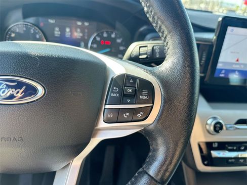 Certified 2021 Ford Explorer XLT w/ Equipment Group 202A image 29