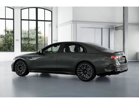 New 2026 Mercedes-Benz E 53 AMG e 4MATIC Sedan image 31