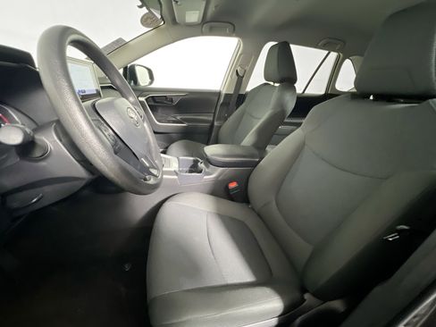 Used 2025 Toyota RAV4 LE FWD image 14