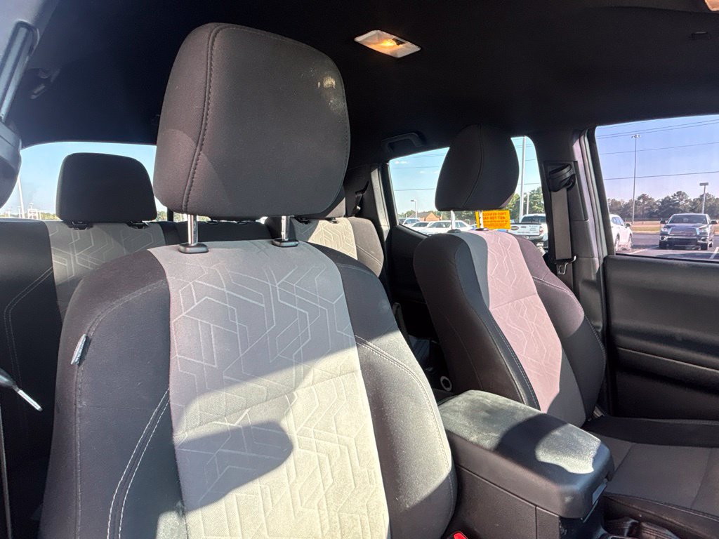Used 2020 Toyota Tacoma TRD Off-Road AWD/4WD image 15