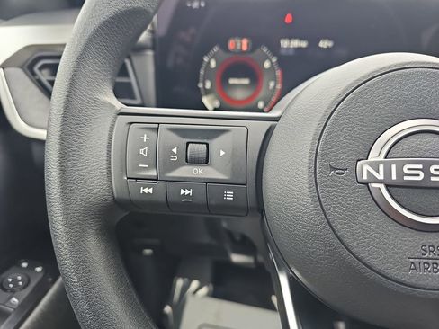 New 2026 Nissan Kicks SV w/ SV Premium Package FWD image 19