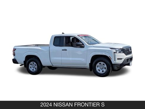 Used 2024 Nissan Frontier S image 6