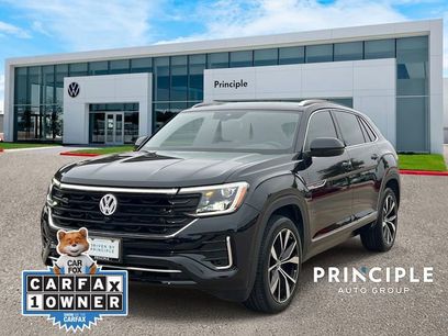 Used 2024 Volkswagen Atlas Cross Sport SEL Premium R-Line