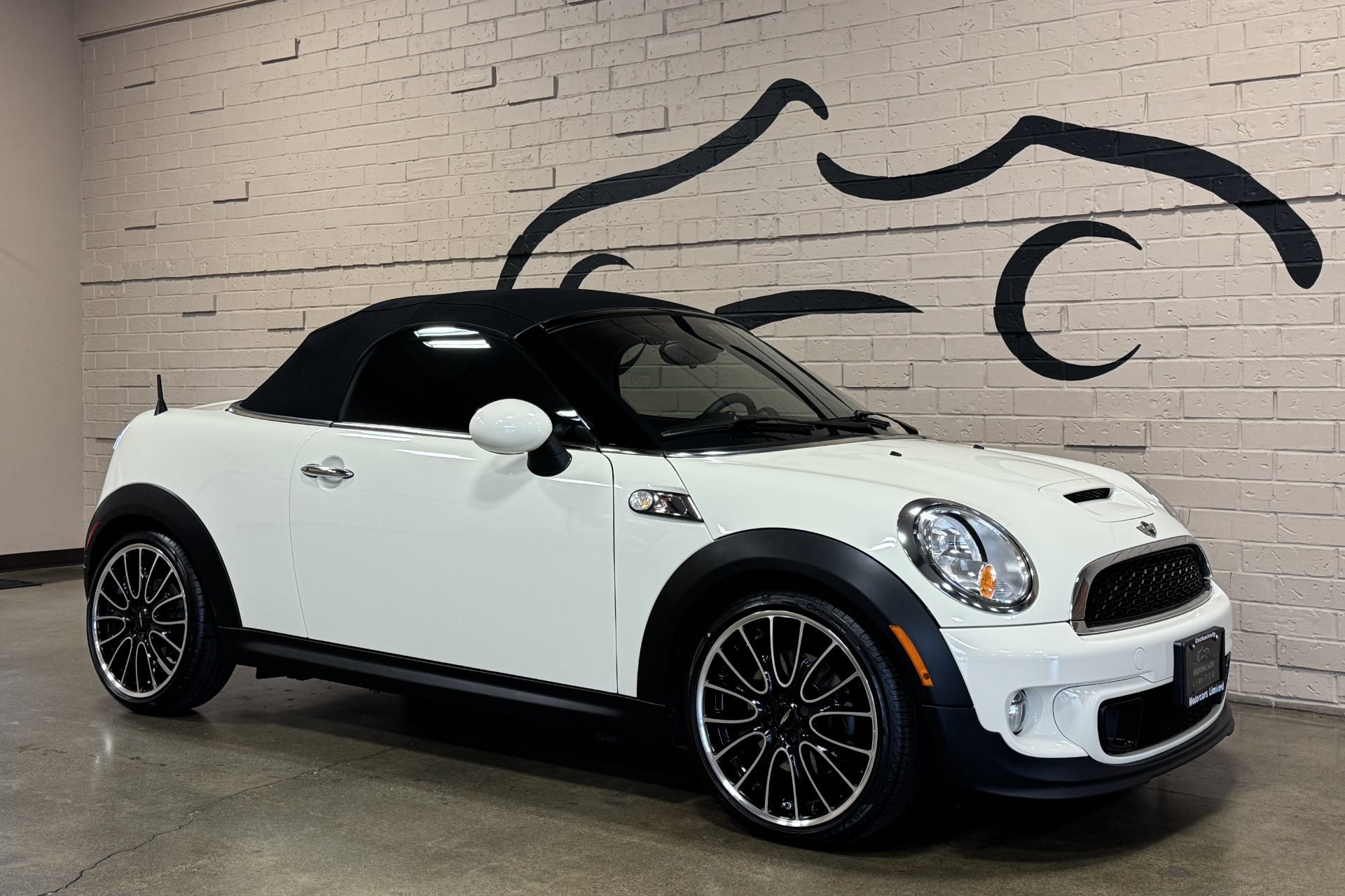 Used 2013 MINI Cooper Roadster S FWD image 2