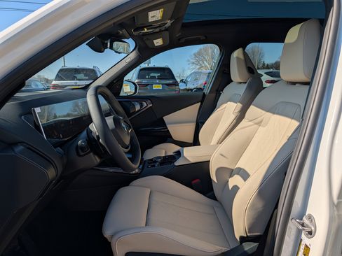 New 2026 BMW X3 xDrive30 w/ Premium Package image 5