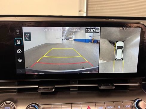 Used 2024 Hyundai Kona Limited image 27