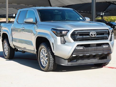 Used 2024 Toyota Tacoma SR5 image 6