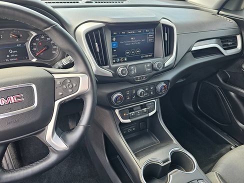 Used 2024 GMC Terrain SLT AWD/4WD image 20