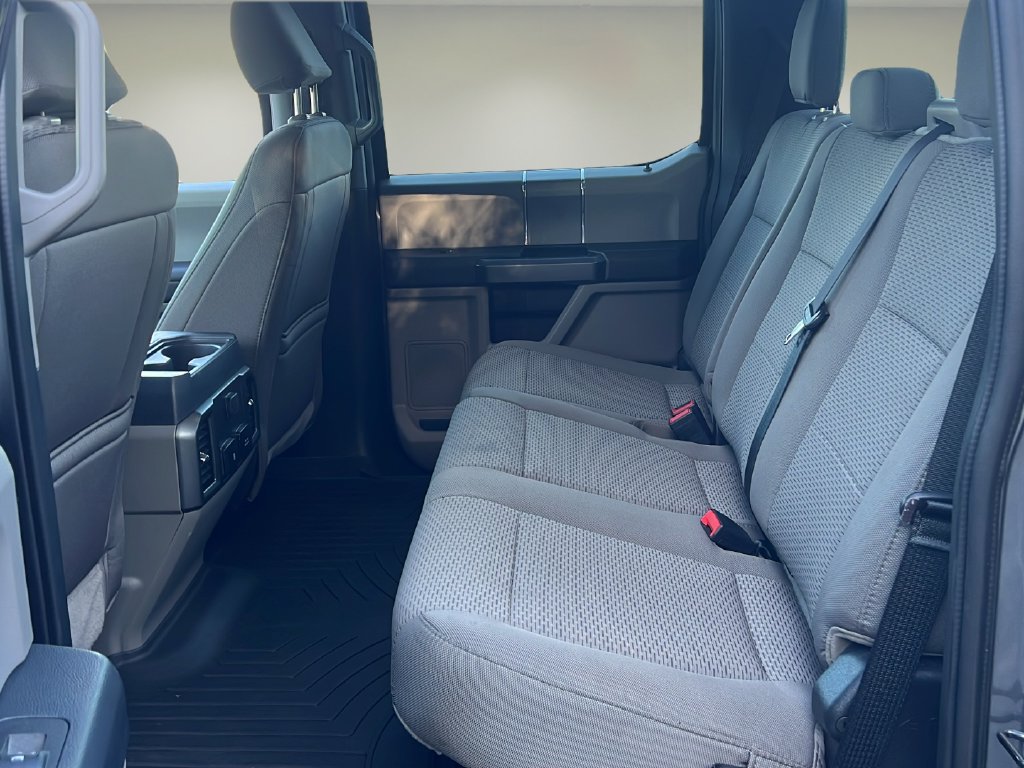 Used 2022 Ford F250 XLT w/ Black Appearance Package AWD/4WD image 12
