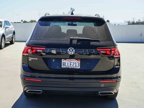 Used 2019 Volkswagen Tiguan SE image 3