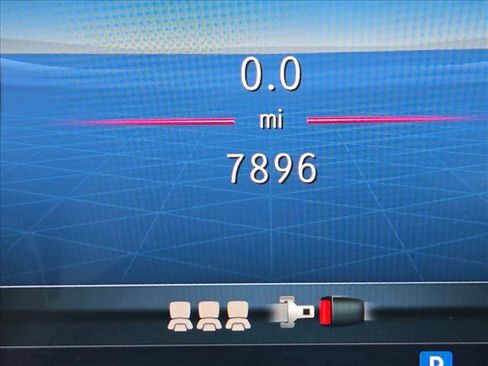 Certified 2025 Mercedes-Benz GLE 350 4MATIC image 11