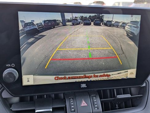 Used 2023 Toyota RAV4 XLE Premium image 22