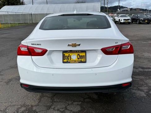Used 2024 Chevrolet Malibu LT image 5