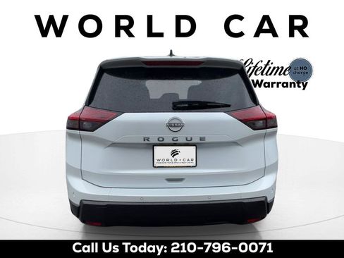 Certified 2025 Nissan Rogue S FWD image 4
