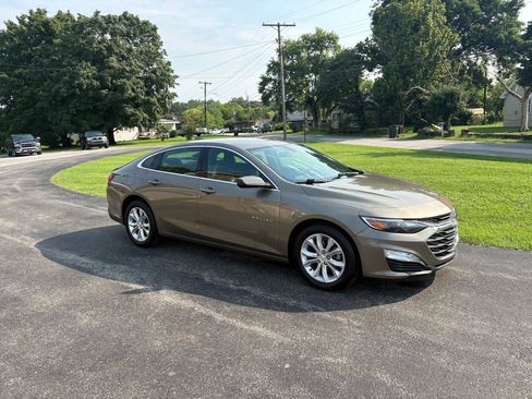 Used 2020 Chevrolet Malibu LT FWD image 22