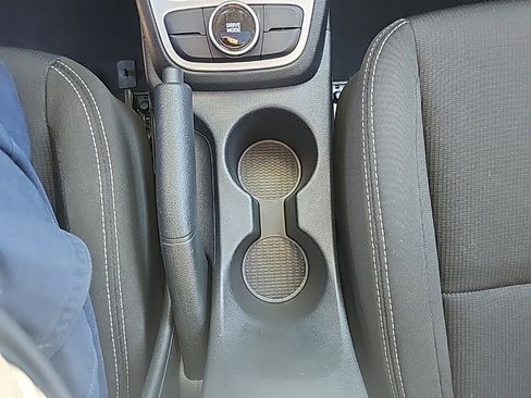 Certified 2023 Hyundai Venue SEL image 22