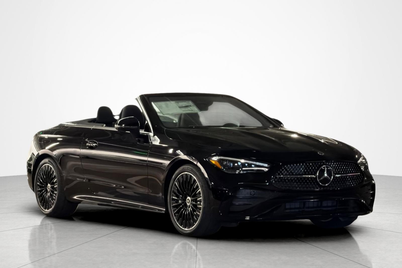 New 2027 Mercedes-Benz CLE 450 4MATIC Cabriolet image 7
