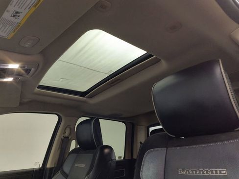 Used 2019 RAM 2500 Laramie image 11