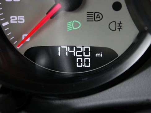 Used 2017 Porsche 911 Carrera 4S image 27