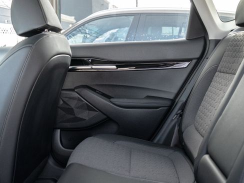 New 2026 Kia Seltos S FWD image 36