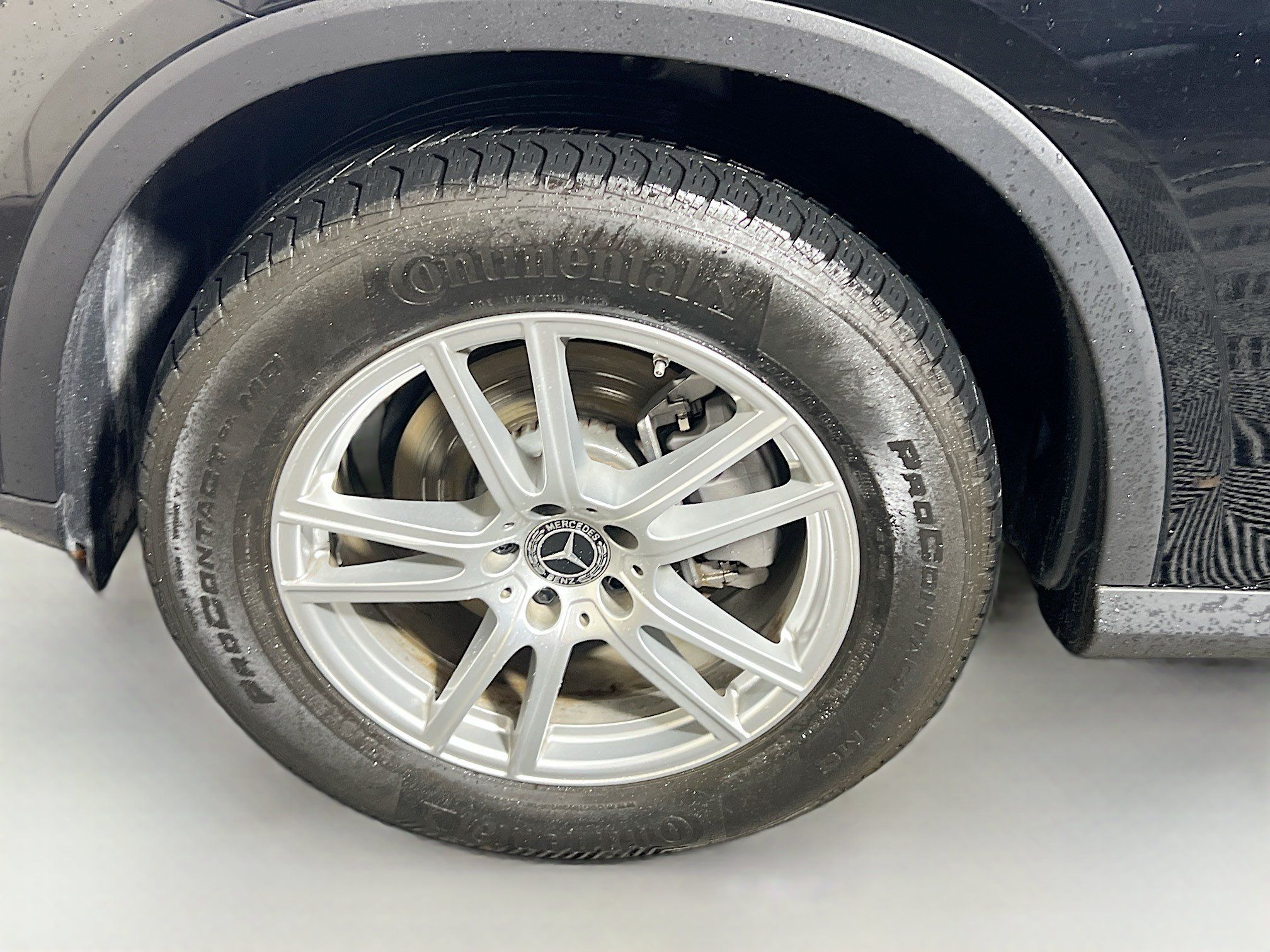 Used 2023 Mercedes-Benz GLC 300 4MATIC w/ Exclusive Trim Package image 13