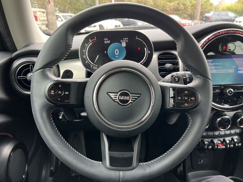 Certified 2023 MINI Cooper S image 18