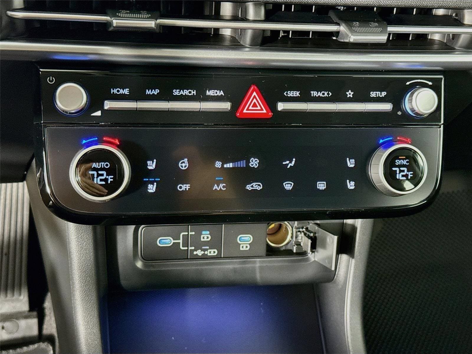 New 2026 Hyundai Tucson Limited FWD image 18
