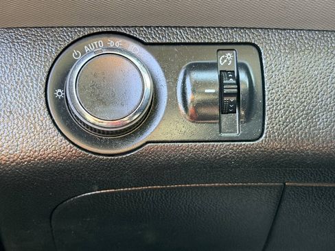 Used 2016 Chevrolet Sonic LT w/ Fun and Sun Package FWD image 14