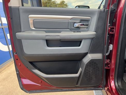 Used 2017 RAM 2500 Lone Star w/ Sport Appearance Group image 20