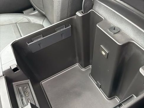 Used 2023 GMC Sierra 2500 Denali image 32