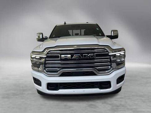 Used 2026 RAM 2500 Laramie AWD/4WD image 12