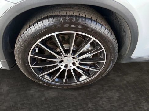 Used 2017 Mercedes-Benz GLC 43 AMG 4MATIC image 35