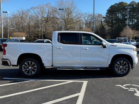 New 2026 Chevrolet Silverado 1500 LT w/ Z71 Off-Road Package AWD/4WD image 4