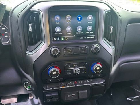 Used 2020 Chevrolet Silverado 1500 LT Trail Boss w/ Convenience Package AWD/4WD image 16