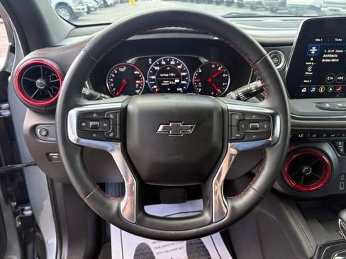 Used 2025 Chevrolet Blazer RS FWD image 15