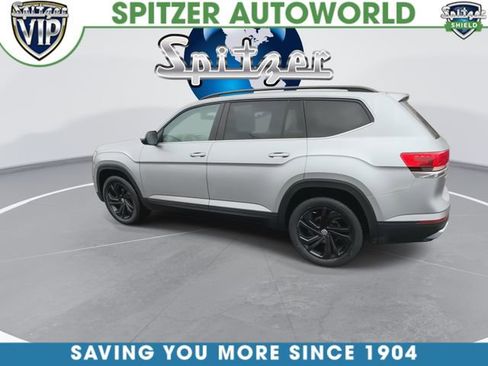 Used 2023 Volkswagen Atlas SE w/ Black Wheel Package image 7