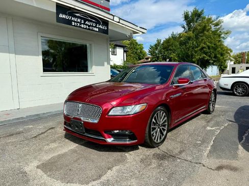 Used 2017 Lincoln Continental Select w/ Climate Package image 4