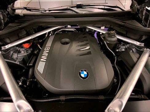 New 2026 BMW X5 xDrive40i w/ Premium Package image 8