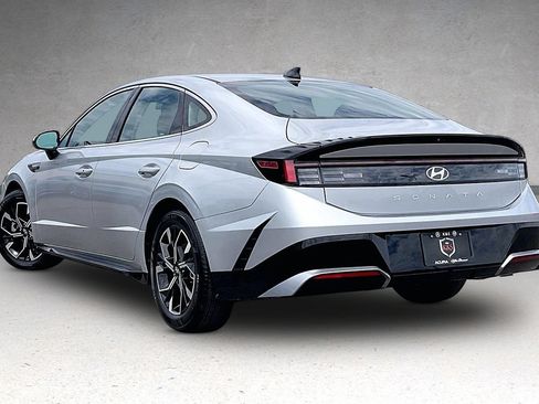 Used 2025 Hyundai Sonata SEL FWD image 34