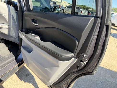 Used 2019 Honda Pilot Touring image 20