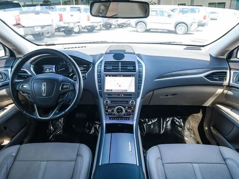 Used 2019 Lincoln MKZ Reserve FWD image 14