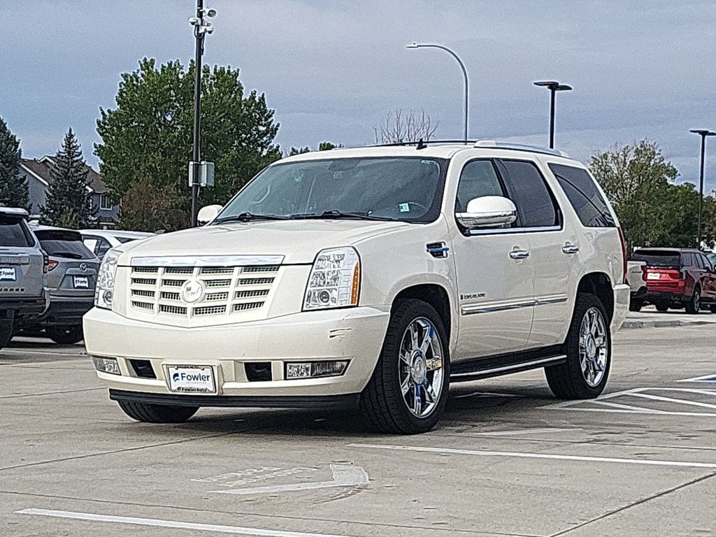 Used 2008 Cadillac Escalade AWD image 4