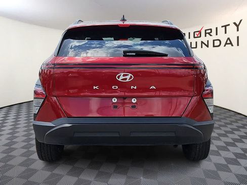 Used 2025 Hyundai Kona SEL FWD image 5