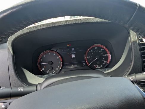 Used 2022 Nissan Frontier PRO-4X w/ Pro-4X Premium Package AWD/4WD image 19