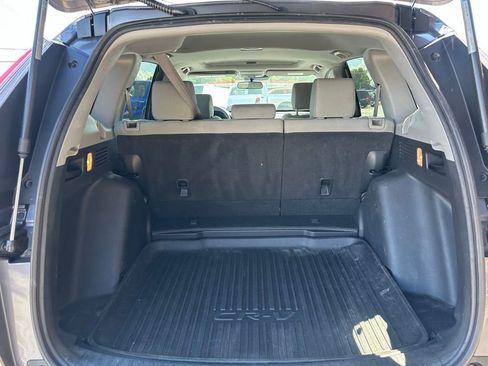 Used 2018 Honda CR-V EX image 6