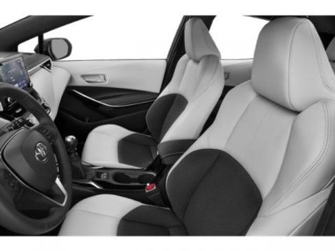 Used 2022 Toyota Corolla SE image 9