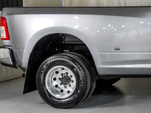 Used 2024 RAM 3500 Tradesman w/ Chrome Appearance Group image 6