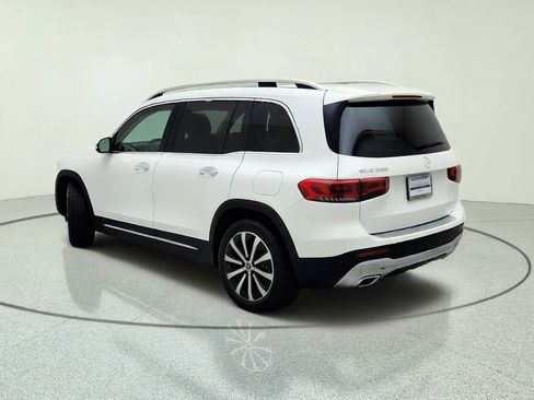 Used 2023 Mercedes-Benz GLB 250 image 12