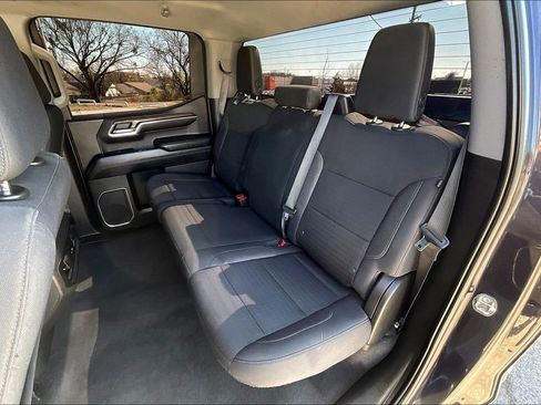 Used 2022 Chevrolet Silverado 1500 LT image 28