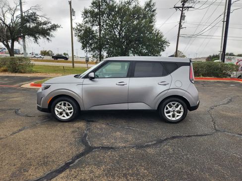 Certified 2023 Kia Soul LX w/ Option Group 015 image 4